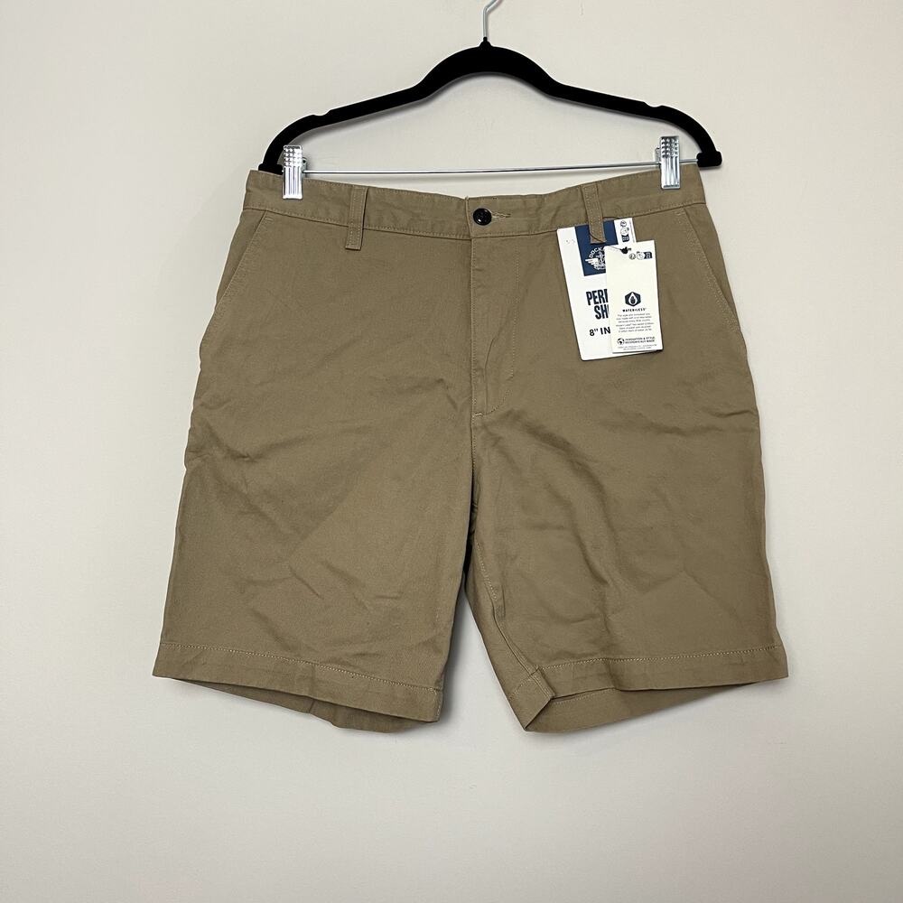 NWT Dockers Ultimate Perfect Cargo‎ Tan Shorts Men's Sz 32